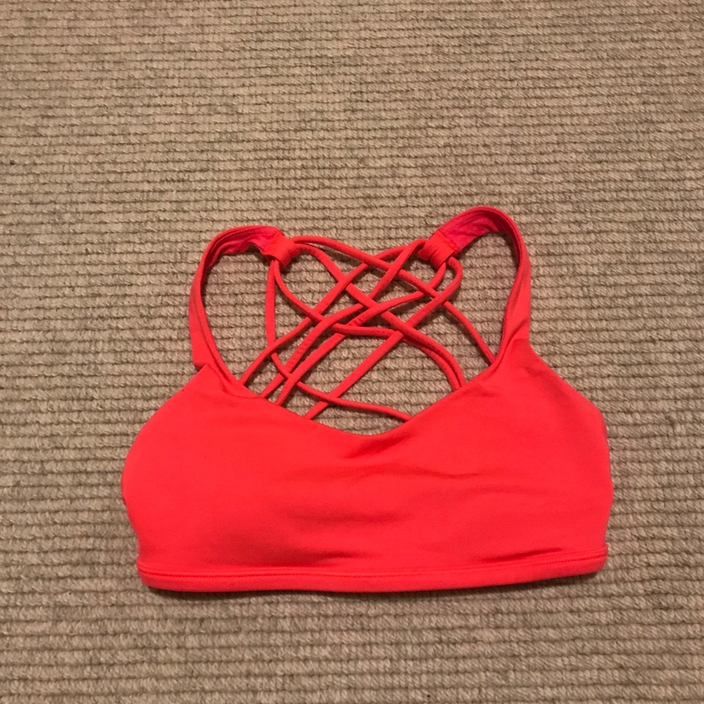 Lululemon free to be wild bra